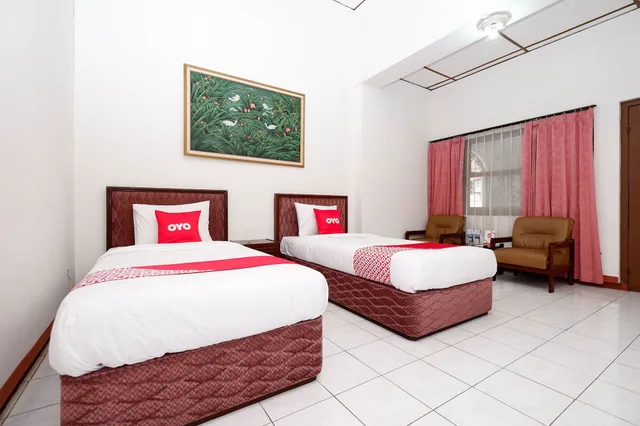غرفة ديلوكس بسريرين منفصلين، Super OYO Capital O 1644 Hotel Griya Kencana 6/10
