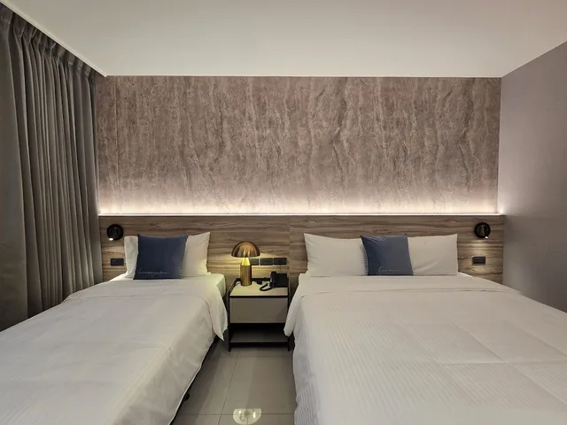 غرفة قياسية بسرير كوين، Galaxy Mini Inn 2/9