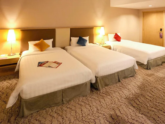 Superior, 3 Beds, Beijing XinQiao Hotel 1/2