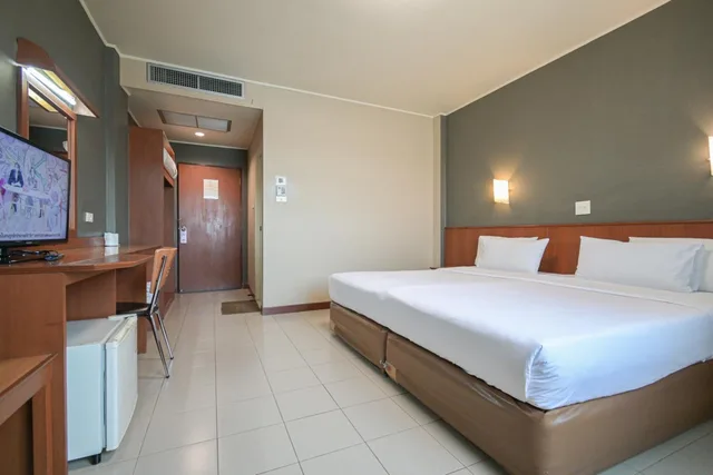 غرفة سوبيريور بسرير مزدوج، Rattana Park Hotel 1/10