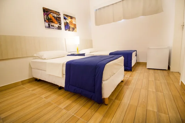 غرفة قياسية رباعية بسرير مزدوج وسريرين منفصلين، Hotel Villa Smart 4/6