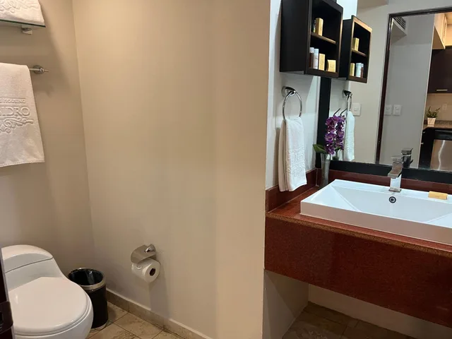 2 Bedrooms, Master, Apartment، St Isidro Suites Corporate Housing SPA & Wellness Center 9/10