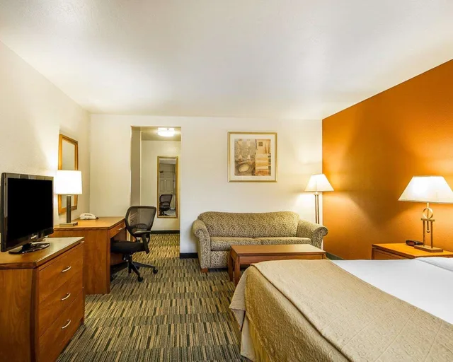Upgrade, Business, King Bed، Quality Inn Petaluma - Sonoma 3/3