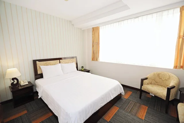 غرفة قياسية بسرير مزدوج، Dong Kinh Hotel 4/7