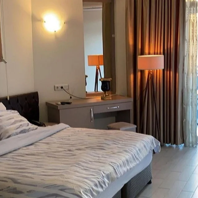 غرفة قياسية بسرير مزدوج أو سريرين منفصلين بشرفة، Cleopatra City Hotel 10/10