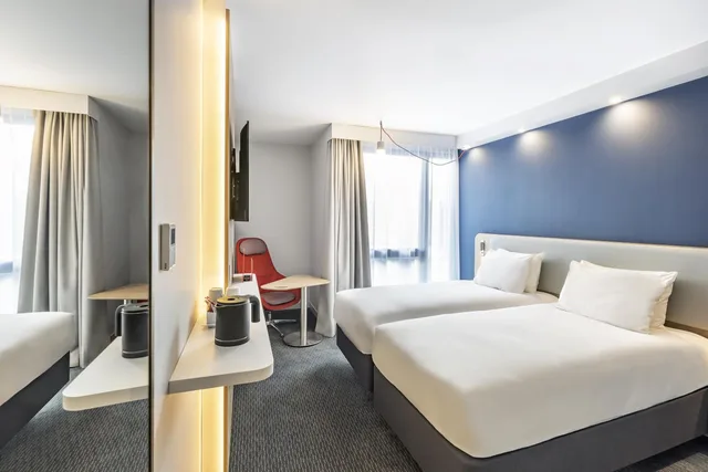 غرفة قياسية بسرير مزدوج، Holiday Inn Express Paris - Poissy, an IHG Hotel 2/5