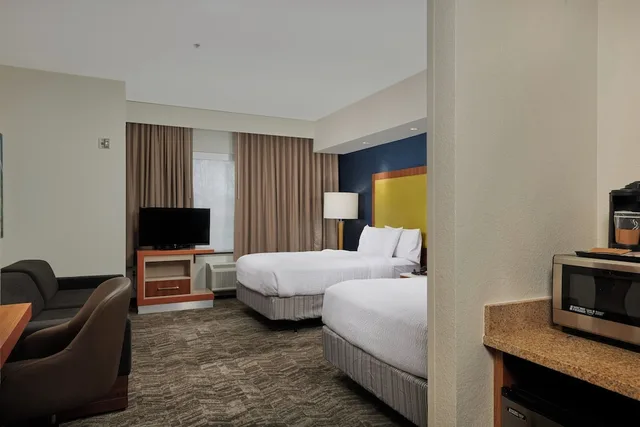Suite, King Bed, Sofa, SpringHill Suites by Marriott Baton Rouge North/Airport 2/4