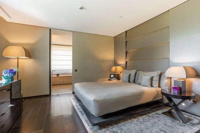 جناح جونيور بسرير كينج، Armani Hotel Milano 1/2