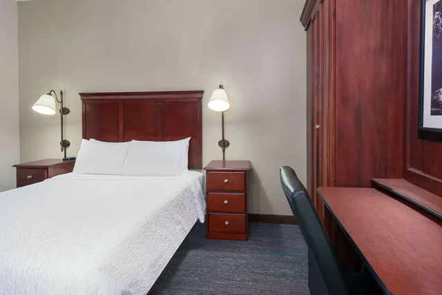غرفة بسرير كوين بحوض استحمام لذوي الإعاقة، Hampton Inn by Hilton Indianapolis-South 1/4