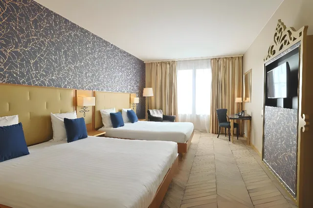 غرفة بسريرين مزدوجين، Dream Castle Hotel 1/1