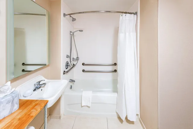 Suite, Queen Bed, Sofa, Bathtub, Accessible, Springhill Suites Houston Medical Center Nrg Park 5/8