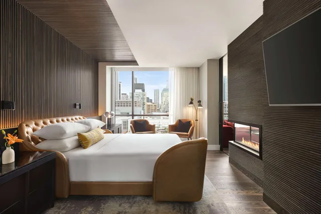 Premium, Suite, King Bed, Urban View, Living Area، Canopy by Hilton San Francisco SoMa 1/2