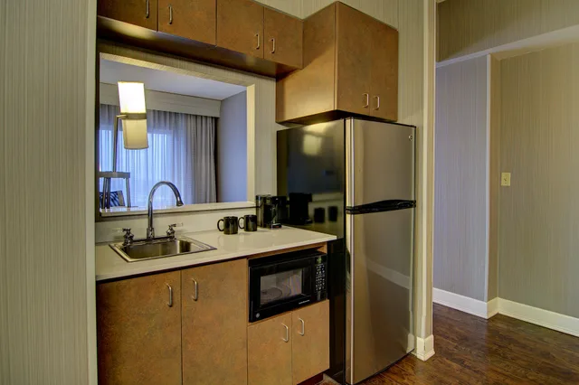 جناح، Courtyard by Marriott Tysons McLean 4/4