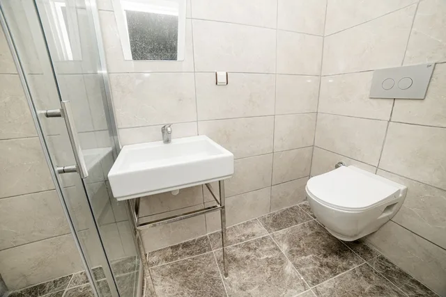 غرفة اقتصادية رباعية بسرير كوين وسريرين منفصلين، Limonata Butik Otel Assos 3/3