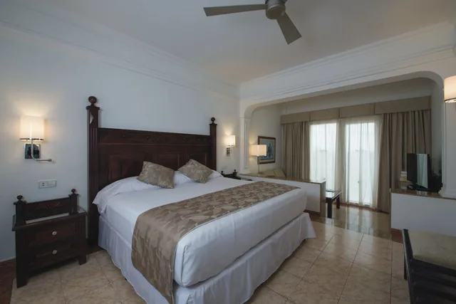 جناح جونيور بإطلالة على البحر، Riu Palace Cabo San Lucas 2/3