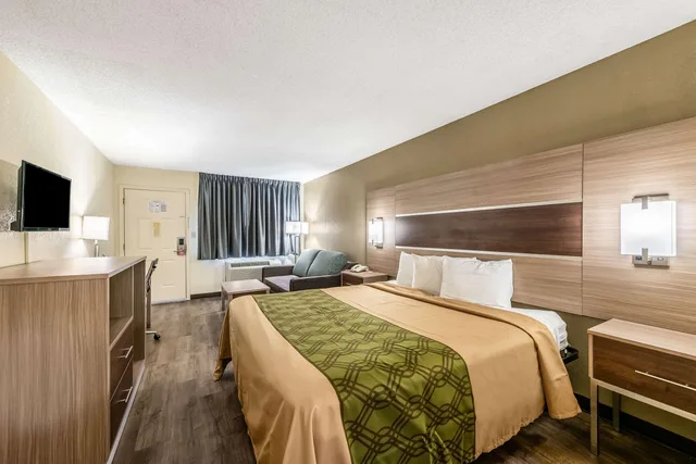 جناح بسرير كينج، Econo Lodge Vicksburg MS 1/2
