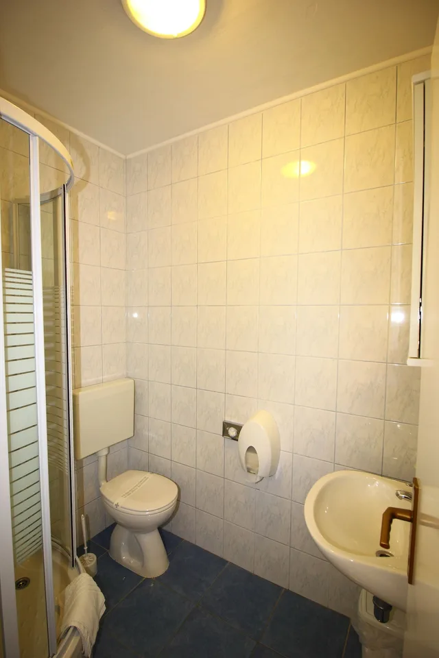 استوديو بسرير مزدوج بشرفة، Bacan Serviced Apartments 7/8