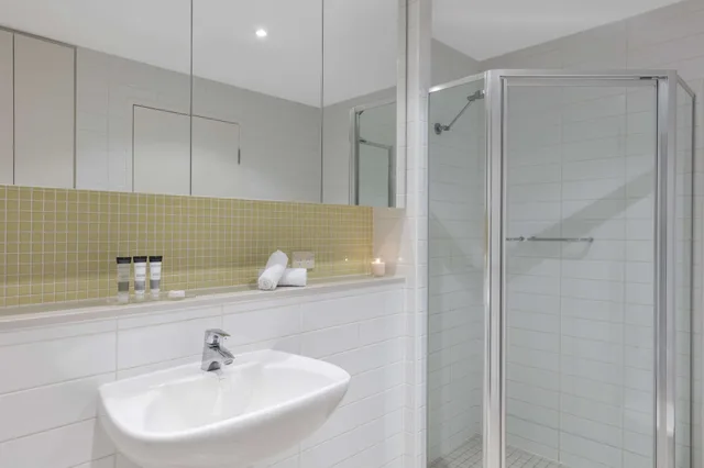 شقة بسرير كينج وسرير كوين بغرفتي نوم، Oaks Glenelg Liberty Suites 2/3