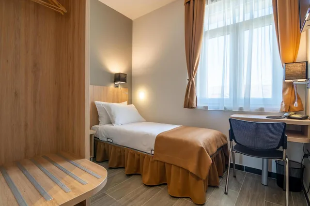 غرفة مفردة بحمام خاص، Hotel Resurs 2/6