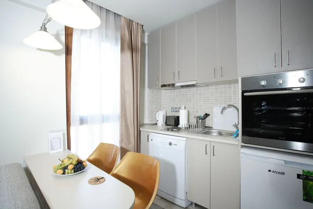 3 Bedrooms, Grand, Suite, 2 Double and Twin Beds، Home Stay Home Sisli 8/8
