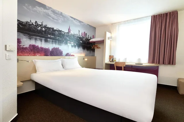 غرفة بسرير كوين، B&B Hotel Warszawa-Okecie 2/10