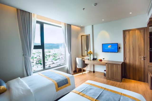 City Light, Twin Beds، Glamour Hotel Da Nang 1/5