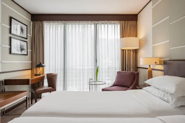 غرفة قياسية بسرير مزدوج، Terra Nostra Garden Hotel 1/3