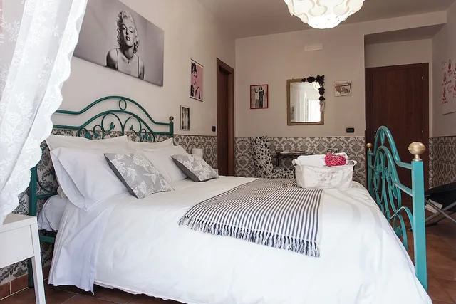 Superior, Double Bed, Hotel Cine Holiday 1/3