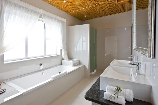 غرفة فاخرة بسرير مزدوج أو سريرين منفصلين، Surval Boutique Olive Estate 10/10
