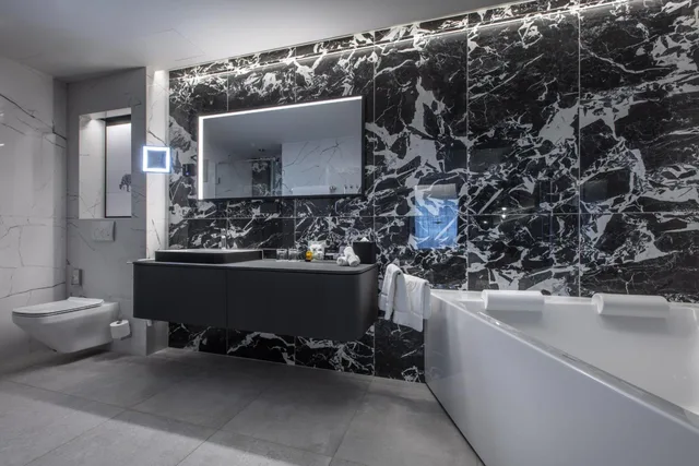 Old Town, Suite, King Bed, Sea View، Radisson Collection Hotel, Tallinn 6/6
