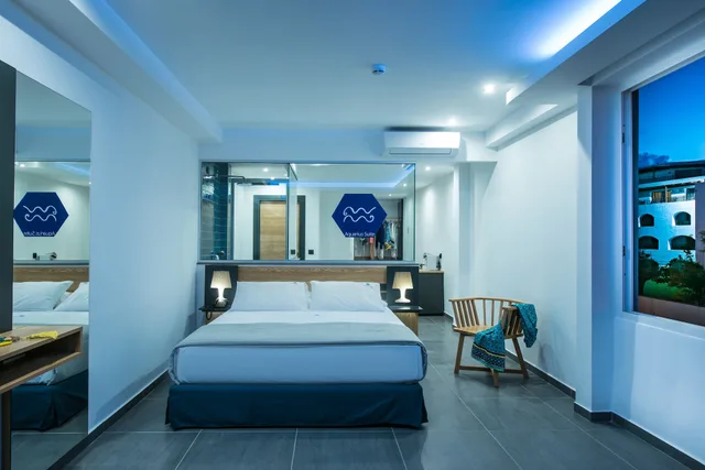 Junior Suite, Sea Front، Enorme Infinity Beach 3/8