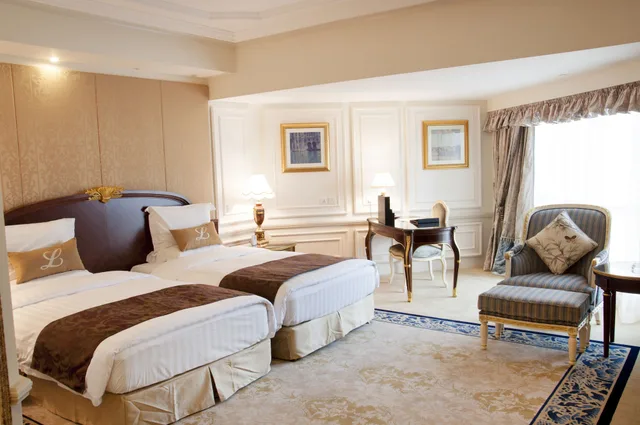 جناح سوبيريور بسرير كينج، New Orient Landmark Hotel Macau 1/1