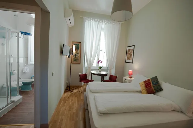 غرفة بسرير مزدوج، Cassiodoro 19 1/10