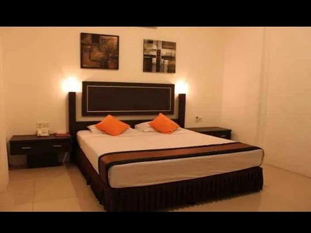 غرفة ديلوكس بسرير مزدوج، Grand Global Hotel Palangka Raya 2/4