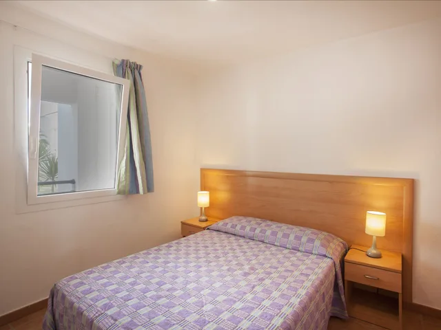 3 Rooms, Apartment, Double and Twin Beds, Trundle Bed, Sea View، Residence Sognu Di Rena 2/7