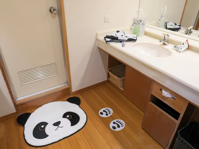 Japanese, Design, Panda, Twin Beds, 3 Futon Beds, Ocean View، Shiraraso Grand Hotel 2/2