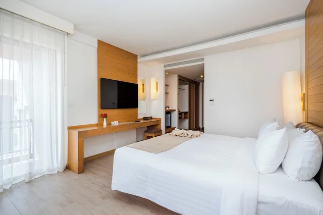 غرفة ديلوكس بسرير كينج، Ayrest Hotel 4/10