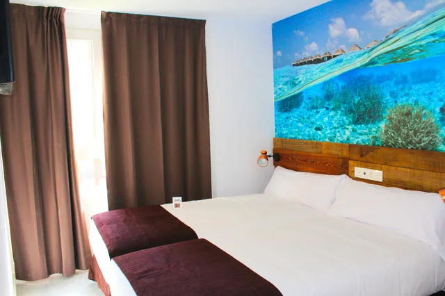 Standard, Twin Beds, Casual Del Mar Malaga 1/10