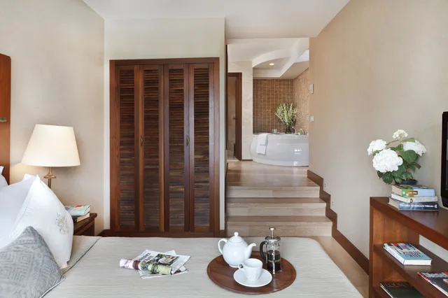 جناح ديلوكس بسرير كينج وسرير فردي بغرفتي نوم، Marti Resort Hotel 2/2