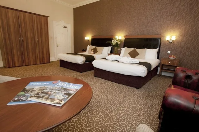 Family, 2 Double Beds, Midland Hotel Bradford 1/5