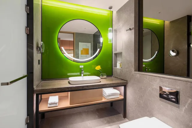 غرفة قياسية بسرير كينج لذوي الإعاقة، Holiday Inn Zhengzhou High-Tech Zone 3/3