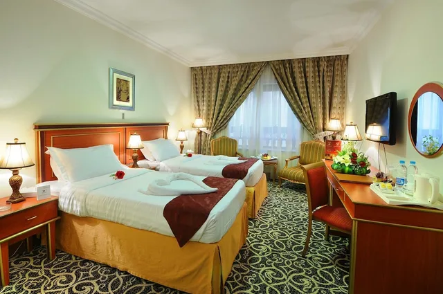 غرفة قياسية بسريرين منفصلين، فندق زوار العالمي(Zowar Alalami hotel) 5/10