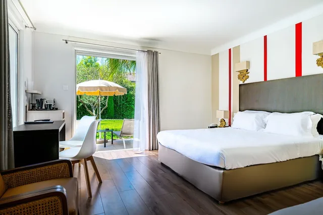 Room, Double Bed, Adult Only, Terrace، Hotel Le Mas Du Golf 1/5