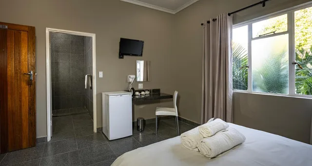 غرفة بسرير مزدوج، Calvinia Hotel by Country Hotels 2/4