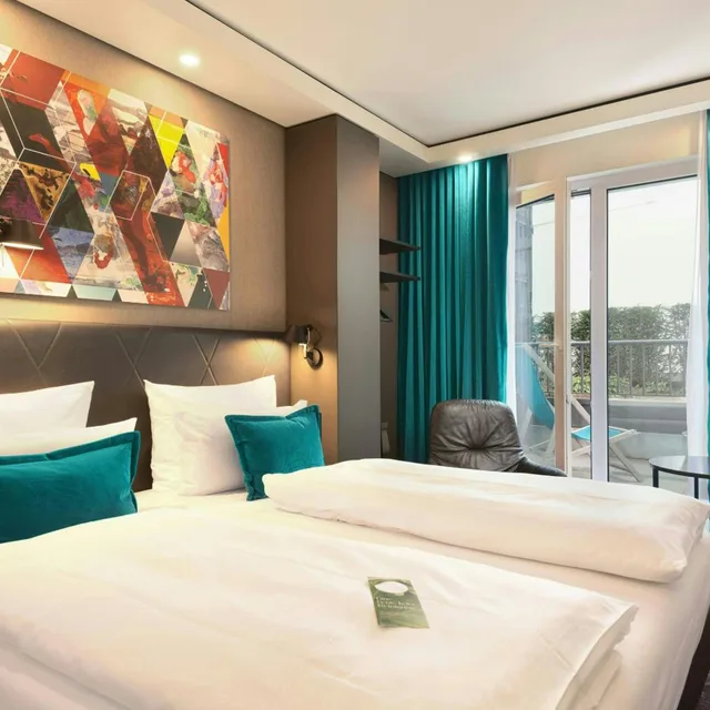 Standard, Double Bed, Terrace, Hotel Motel One Frankfurt-Romer 1/4