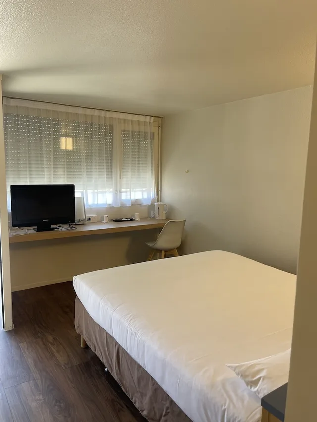 غرفة قياسية بسرير مزدوج، Kyriad Direct Montpellier Ouest Saint Jean De Vedas 2/9