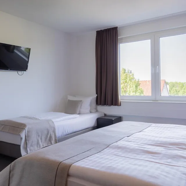 Standard, Triple, Hotel Aviva Neue Messe 1/7