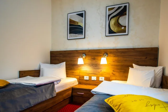 Vila Royal Crown، Subotica 8/50