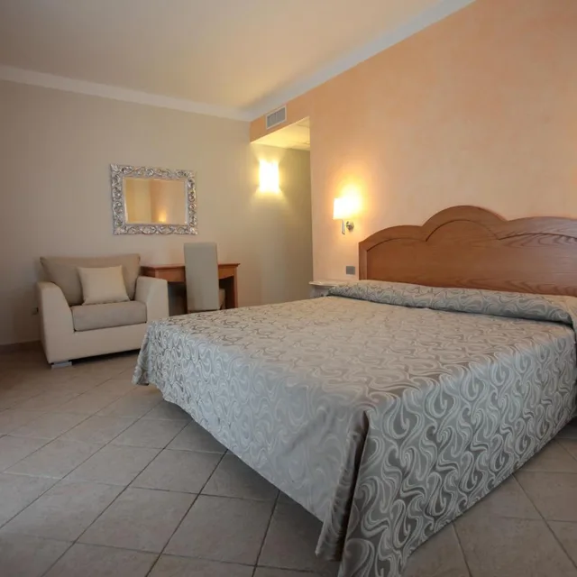 غرفة بسرير مزدوج، La Perla Hotel 3/9