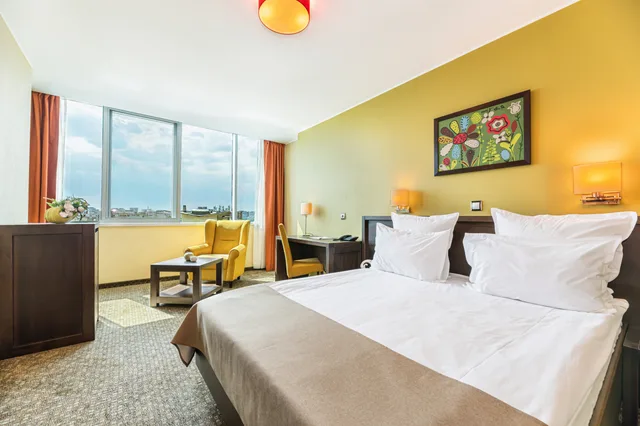 Room, River View, Vega Hotel 1/3